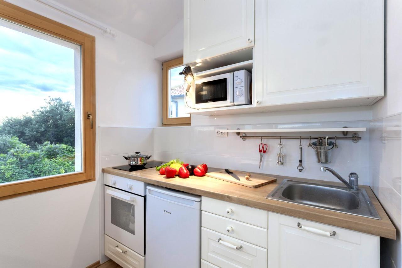 Studio Sea View Borik Rovinj Eksteriør billede